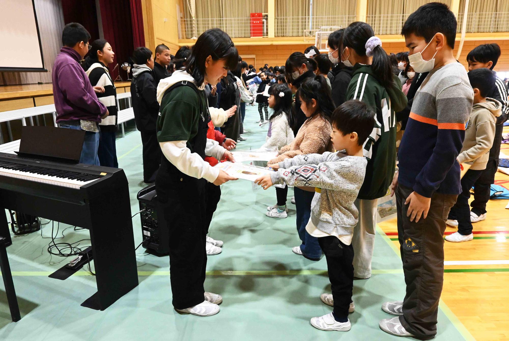 竜王小学校6年生を送る会34