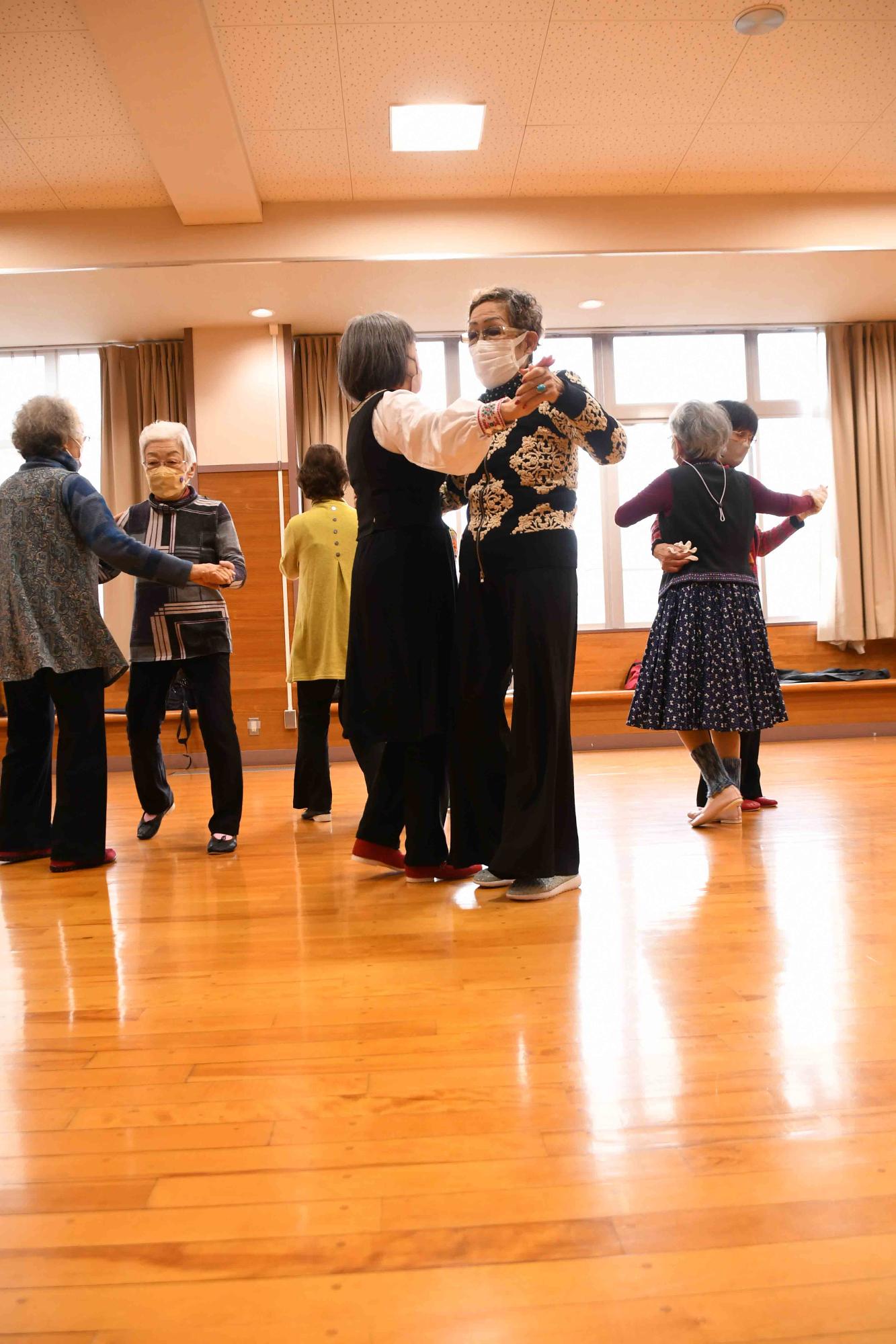 20240326初心者フォークダンス教室10