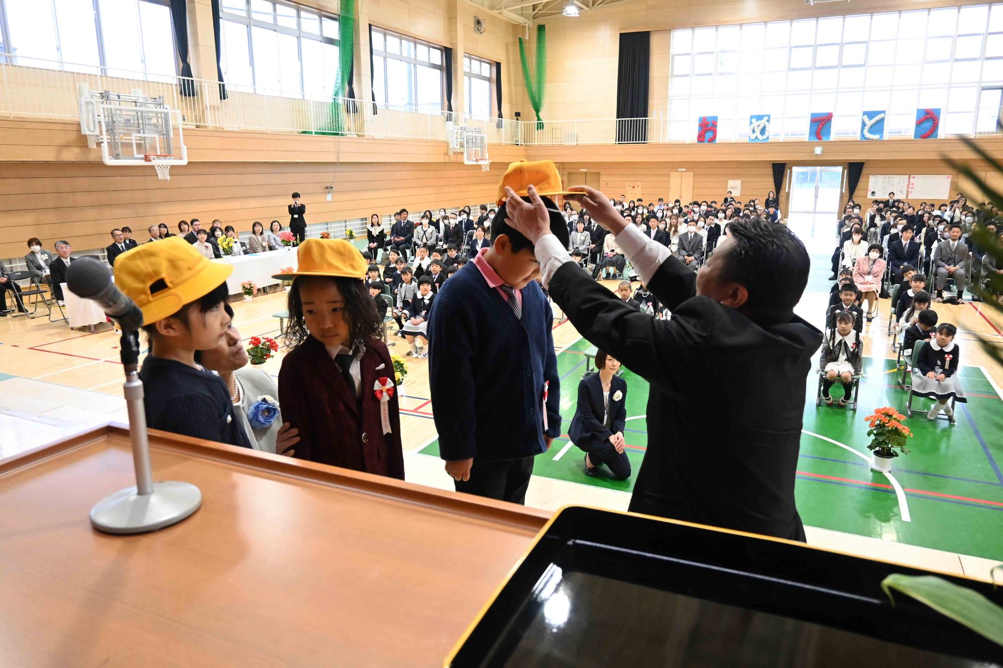 敷島南小入学式11