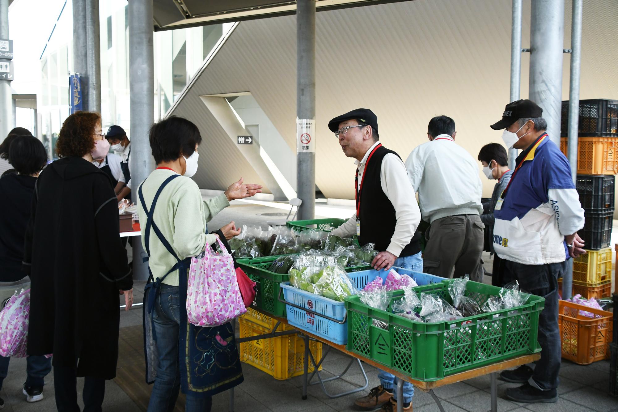 20240414甲斐てき朝市2