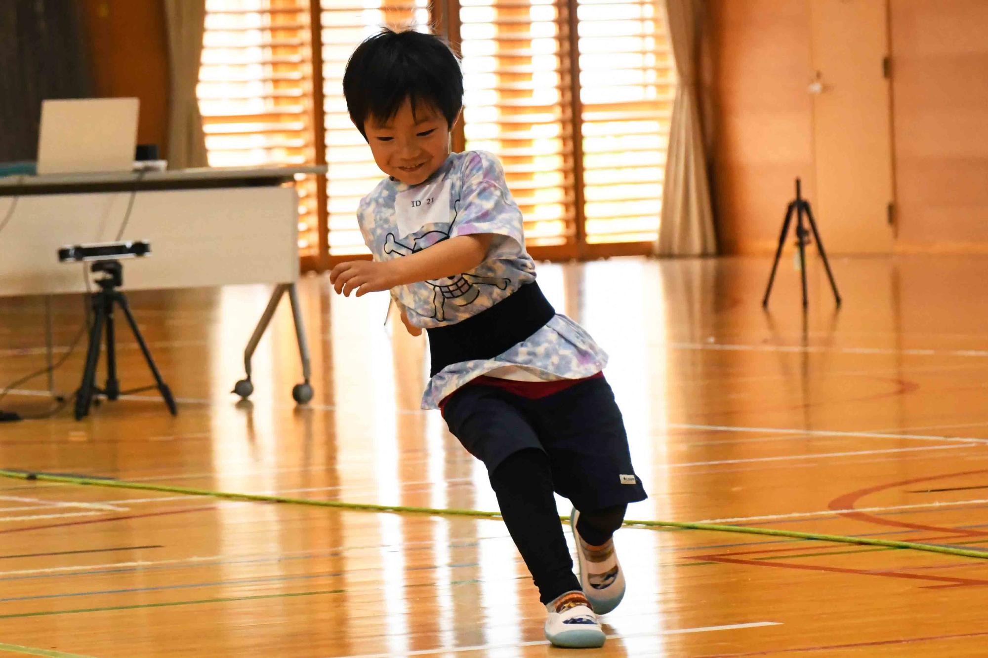 アスとれ鬼ごっこ00204