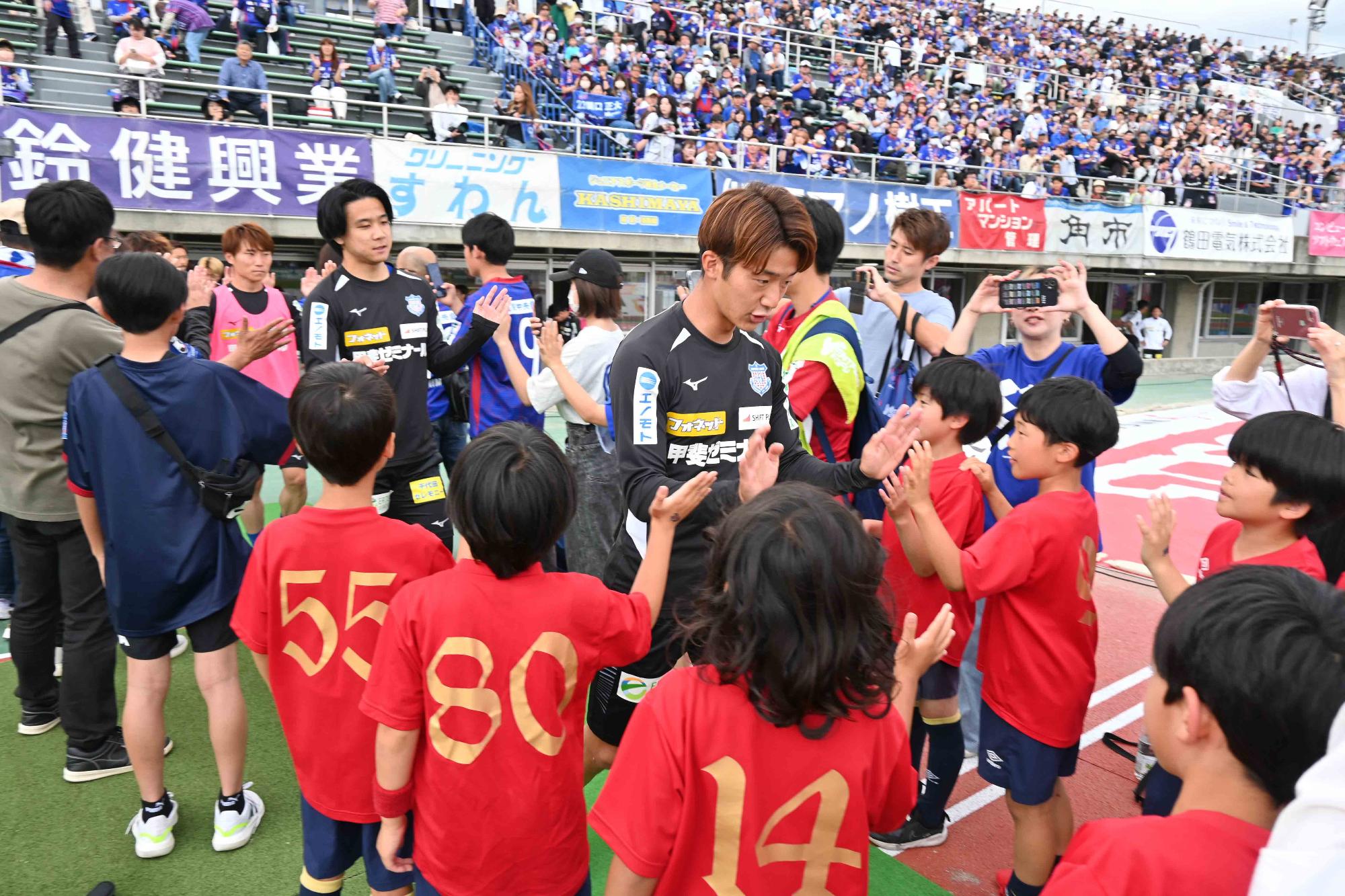 ヴァンフォーレ甲府甲斐市サンクスデー1467