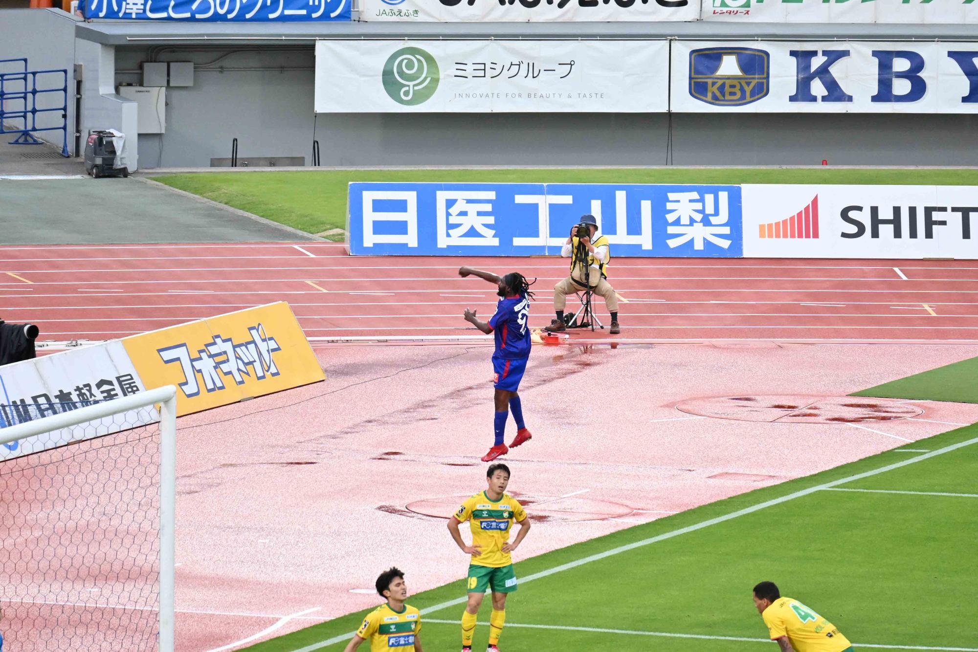 ヴァンフォーレ甲府甲斐市サンクスデー2276