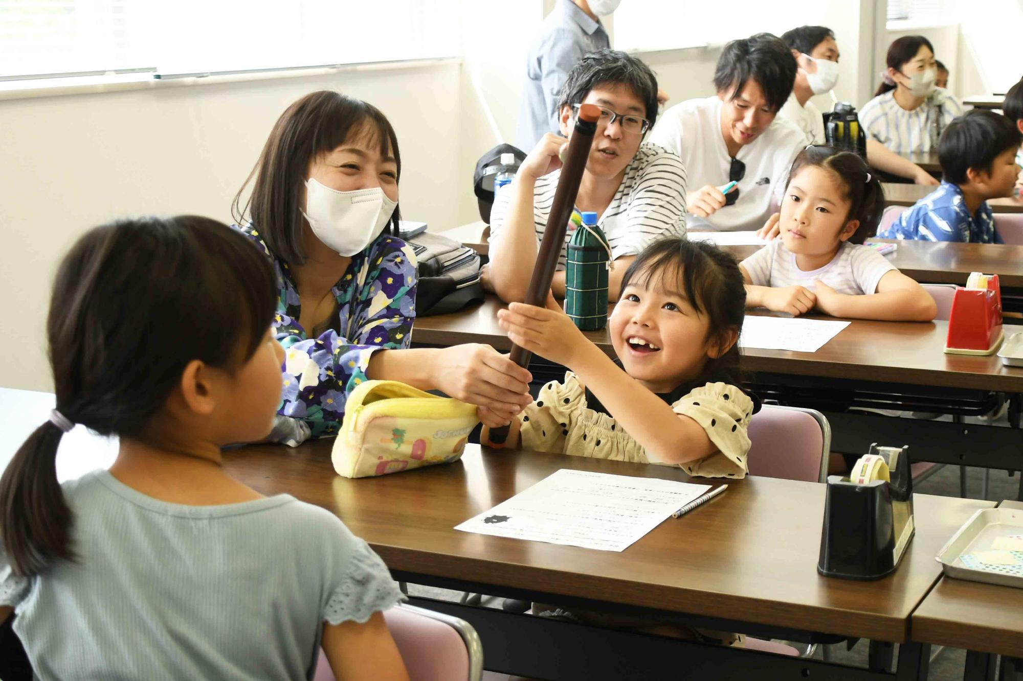 20240608親子で作ろう木のぼりてんとう虫3