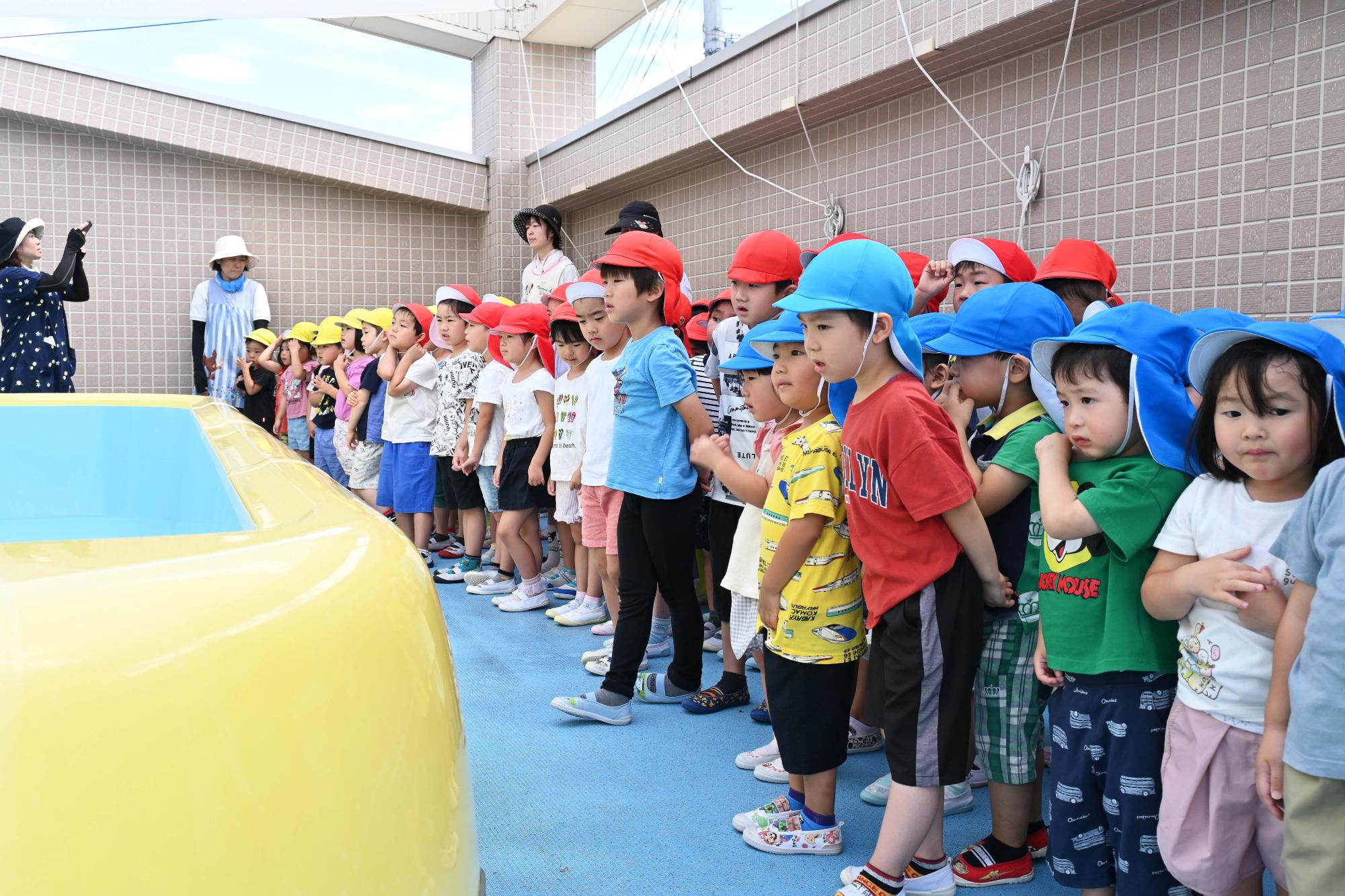 双葉西保育園プール開き3