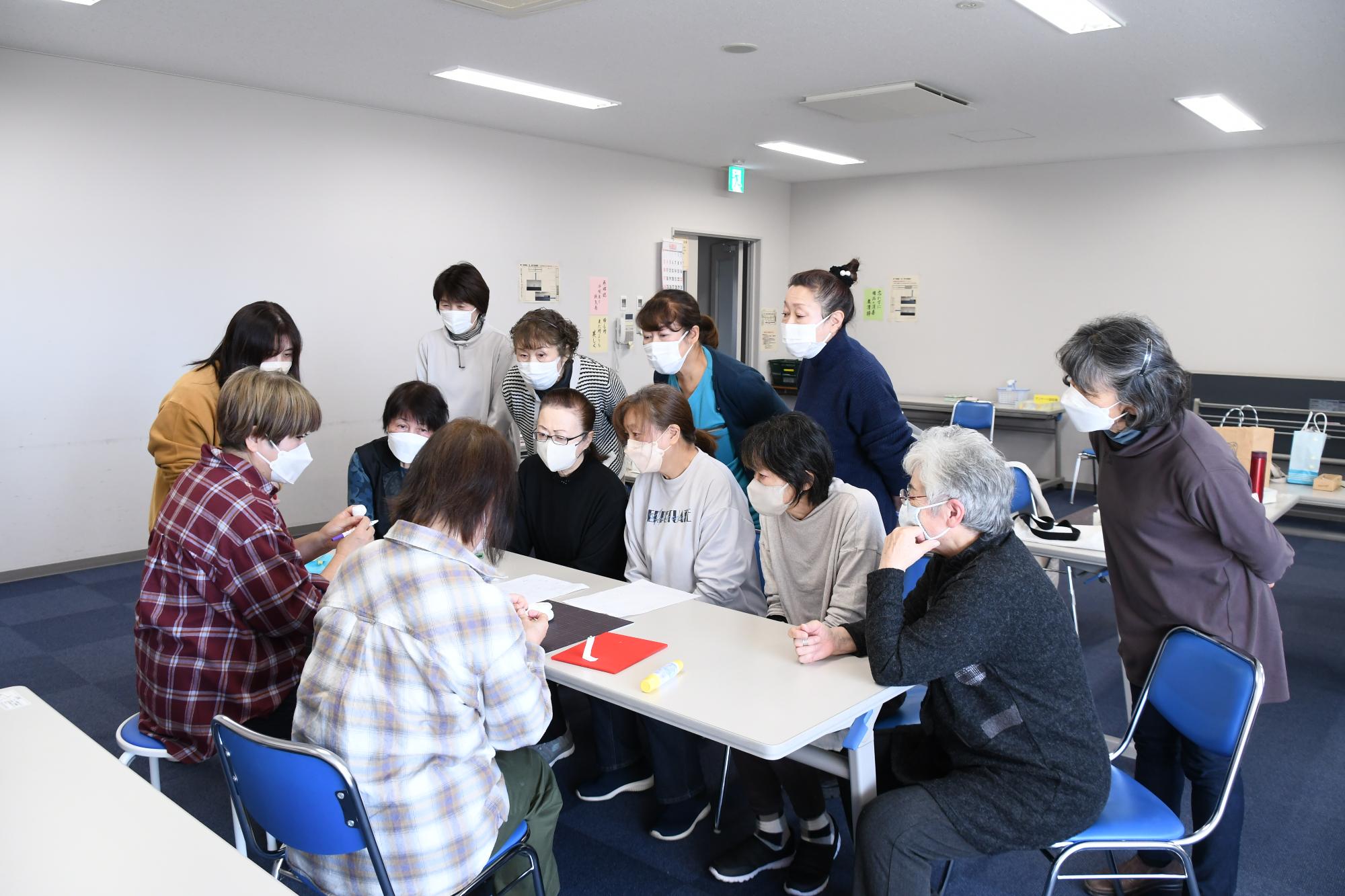 20241129ちりめんで作る干支飾り2