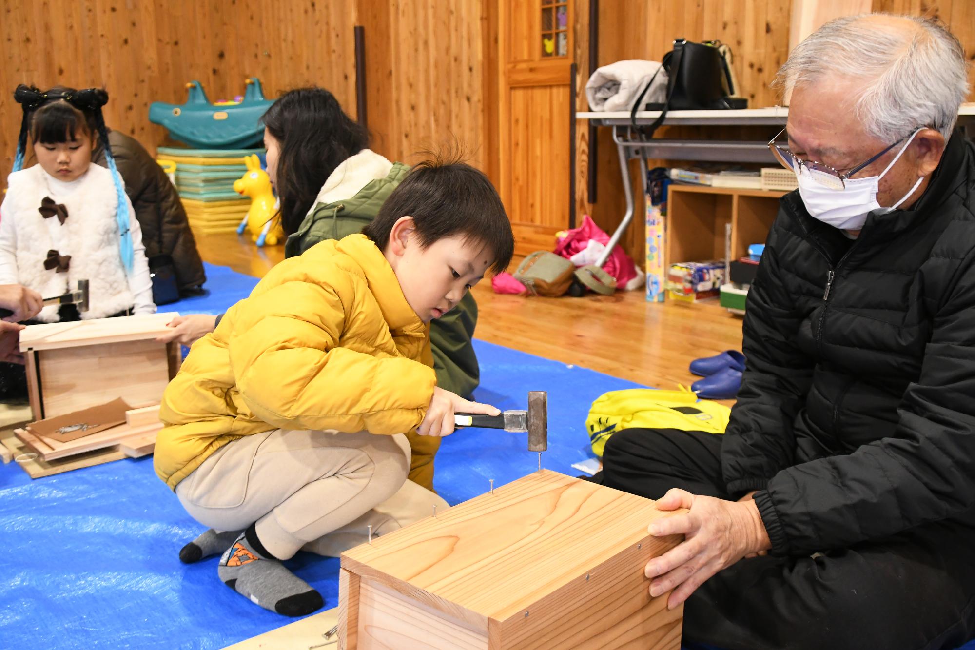 20241221親子ふれあい木工教室9