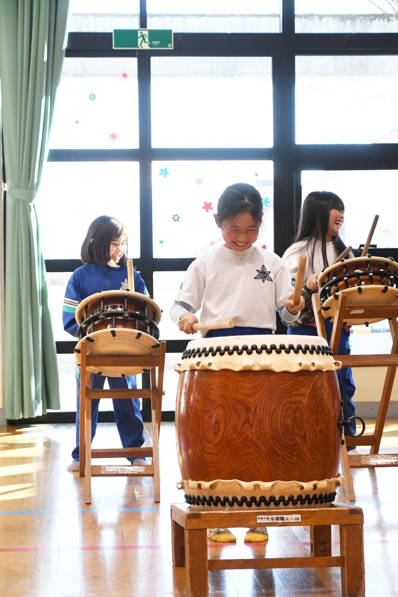 20250122竜王北児童館和太鼓体験4