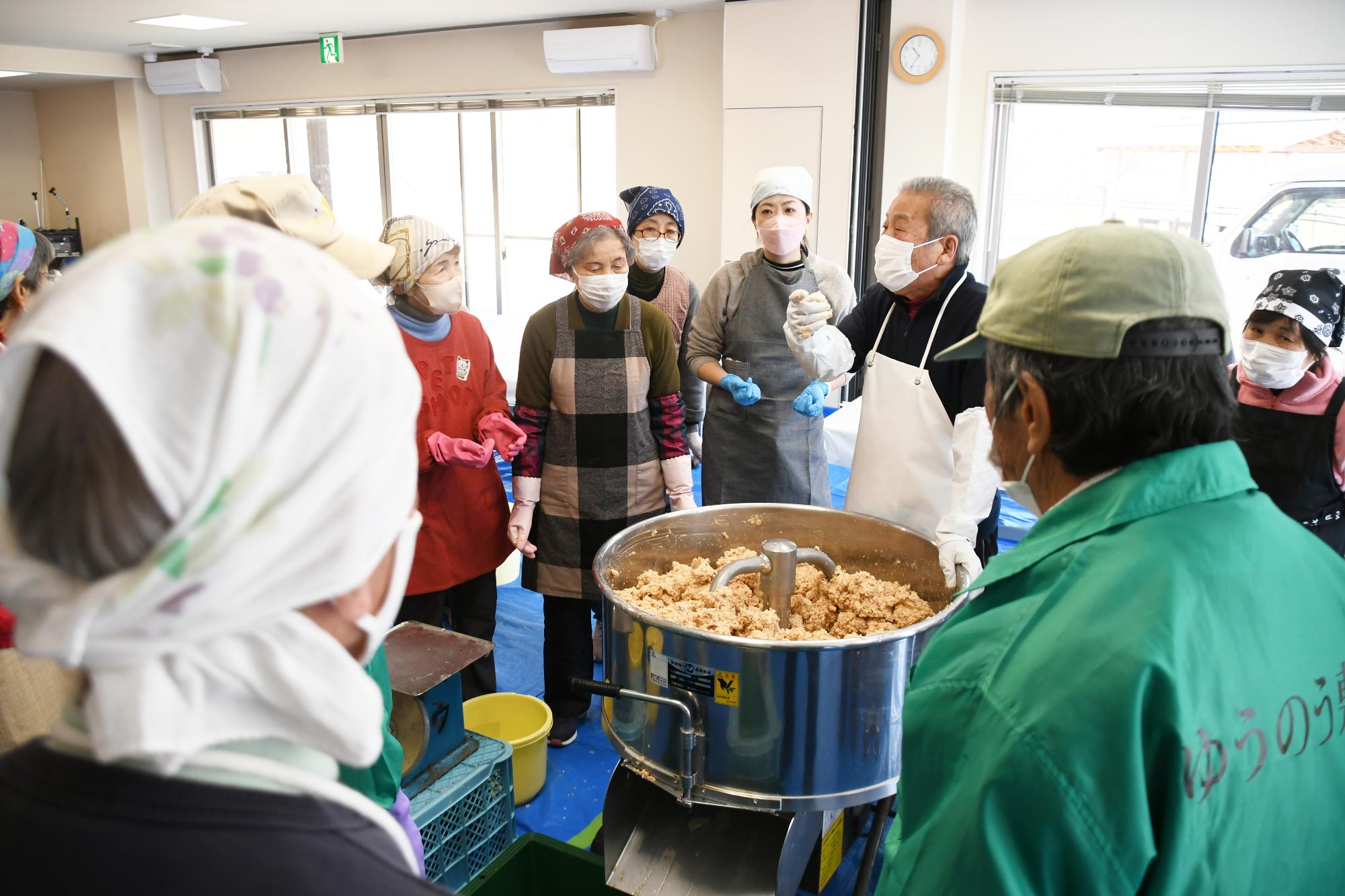 20250209ゆうのう敷島みそ作り体験7