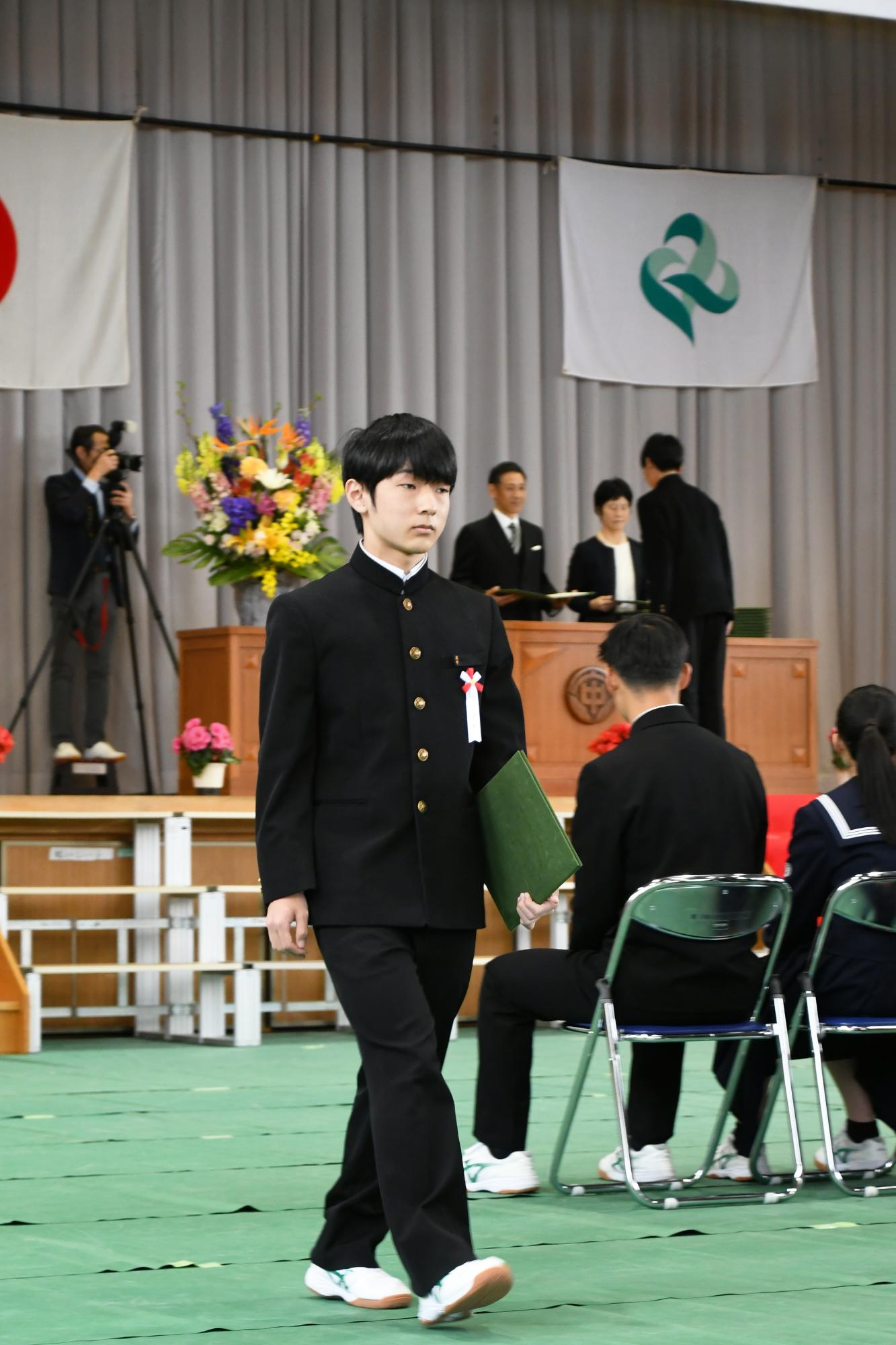 20250312双葉中学校卒業式6