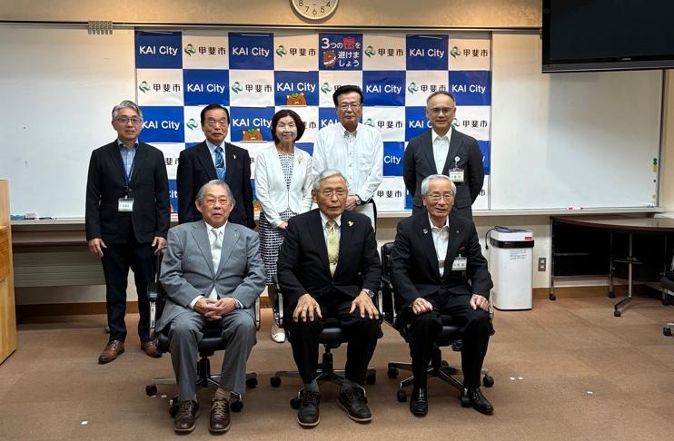 第75回社会を明るくする運動内閣総理大臣・県知事メッセージ伝達式の写真