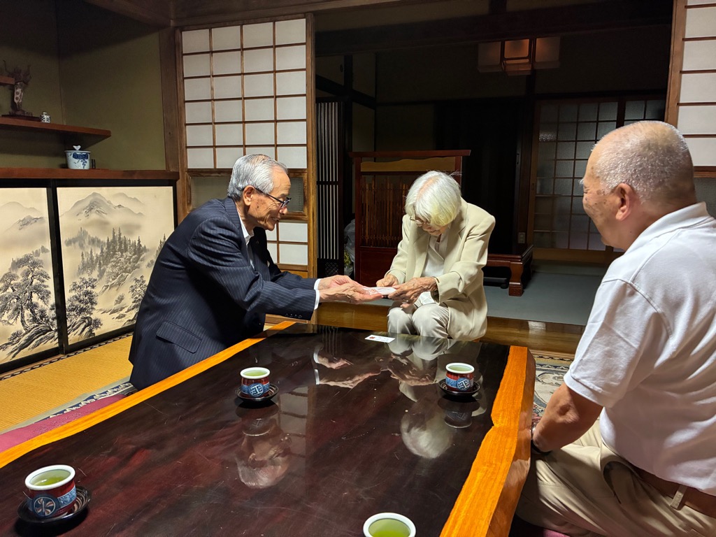 特別祝金慶祝訪問の写真