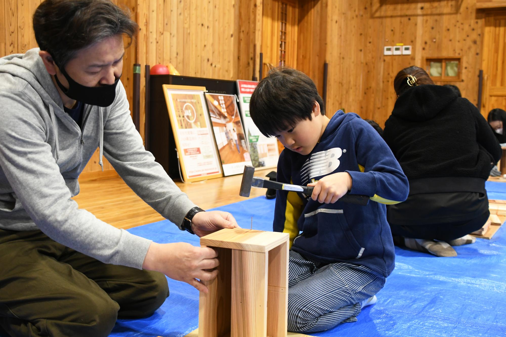 20250315親子ふれあい木工教室3