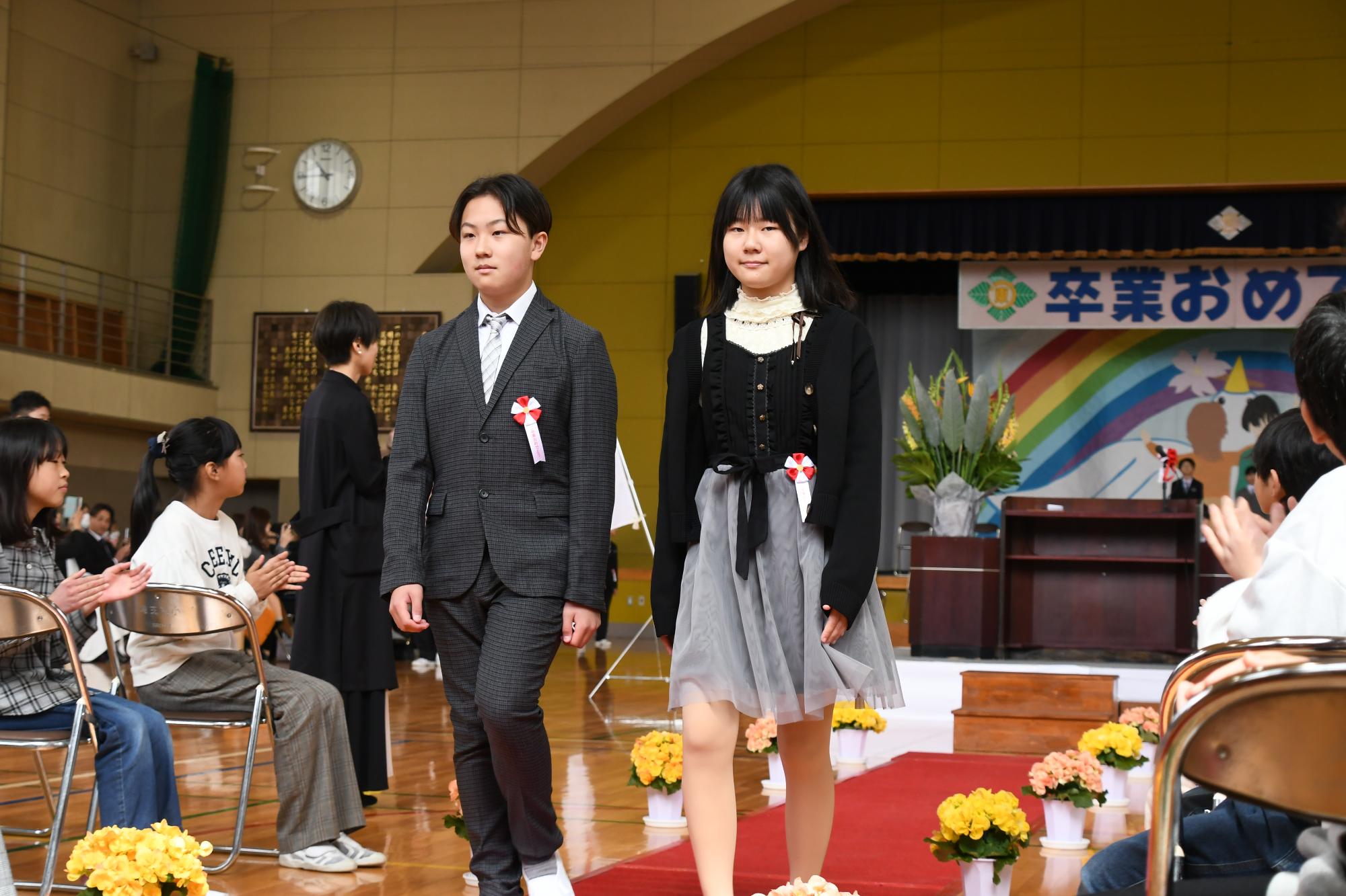 20250319小学校卒業証書授与式17