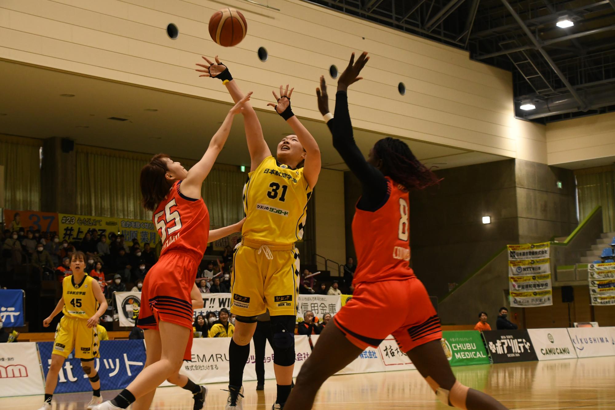 20250125クィーンビーズ1