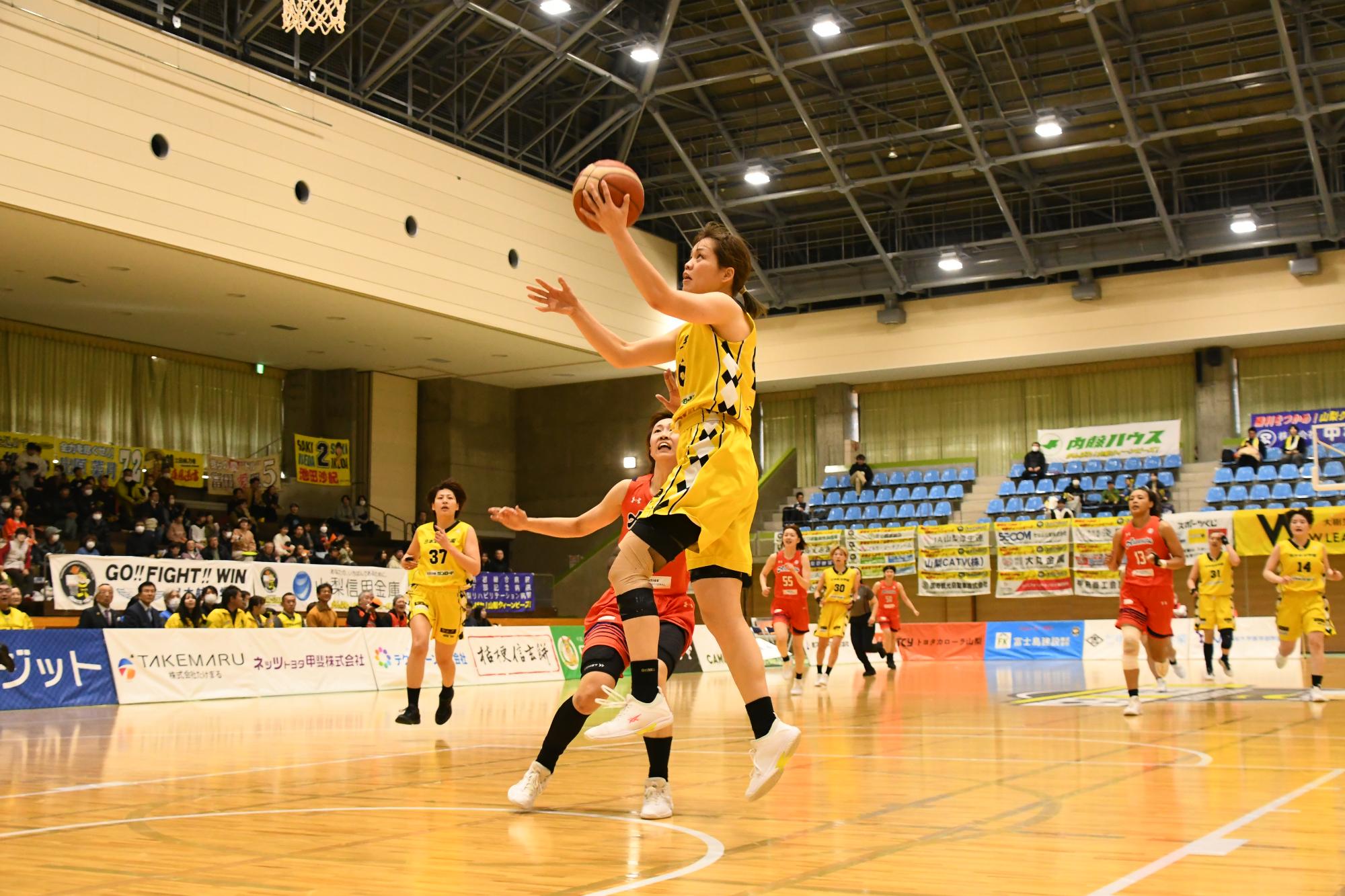 20250125クィーンビーズ5