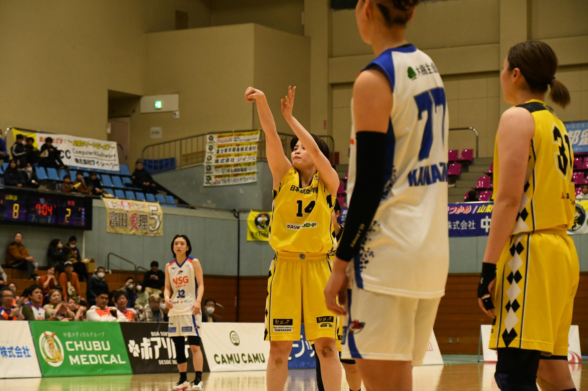 20250222クィーンビーズ1