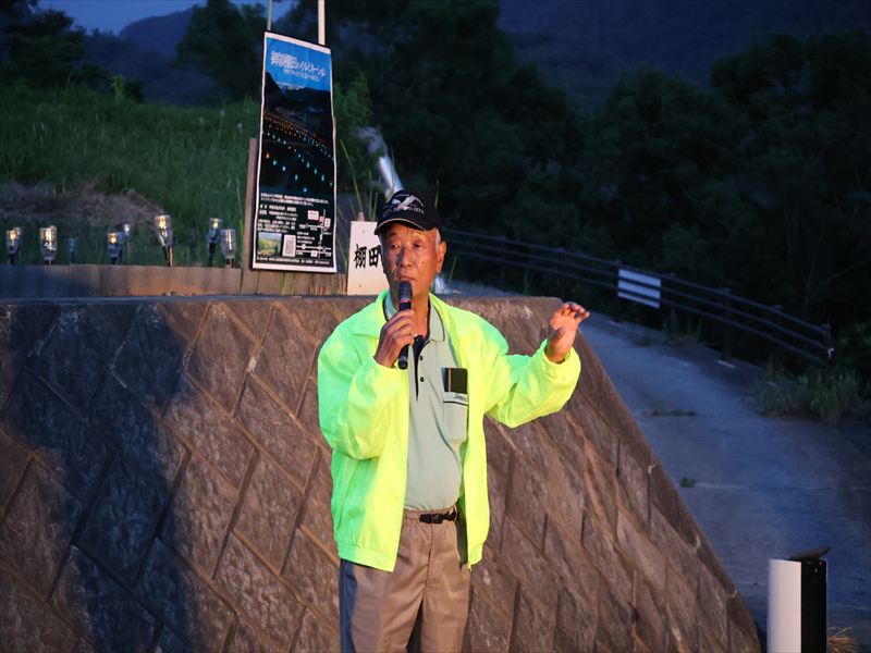 甲斐市の夏の風物詩、棚田のイルミネーション2