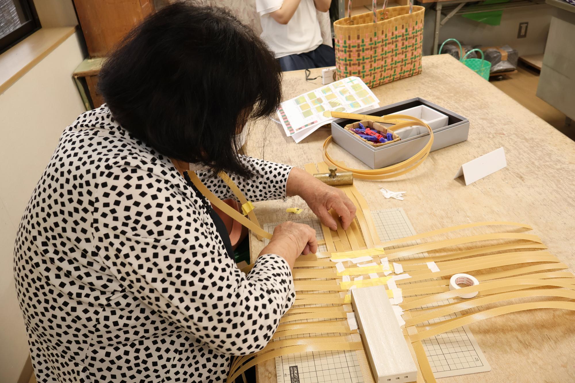 20250710かごバッグを作ろう5