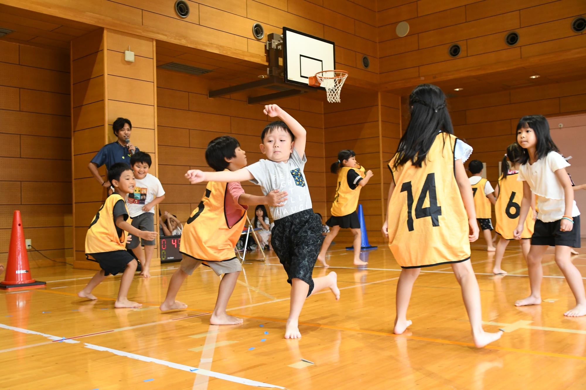 20250806竜王南児童館鬼ヶ島スポーツ鬼ごっこ1
