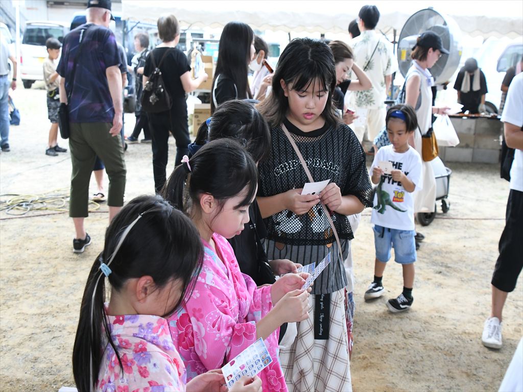 ビンゴなかなかすうじがでないなあ。