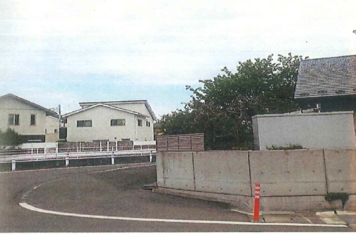 カーブミラー設置前の写真