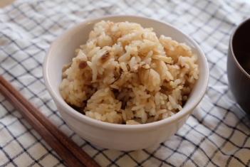 かつお節としょうがの炊き込みごはんの写真