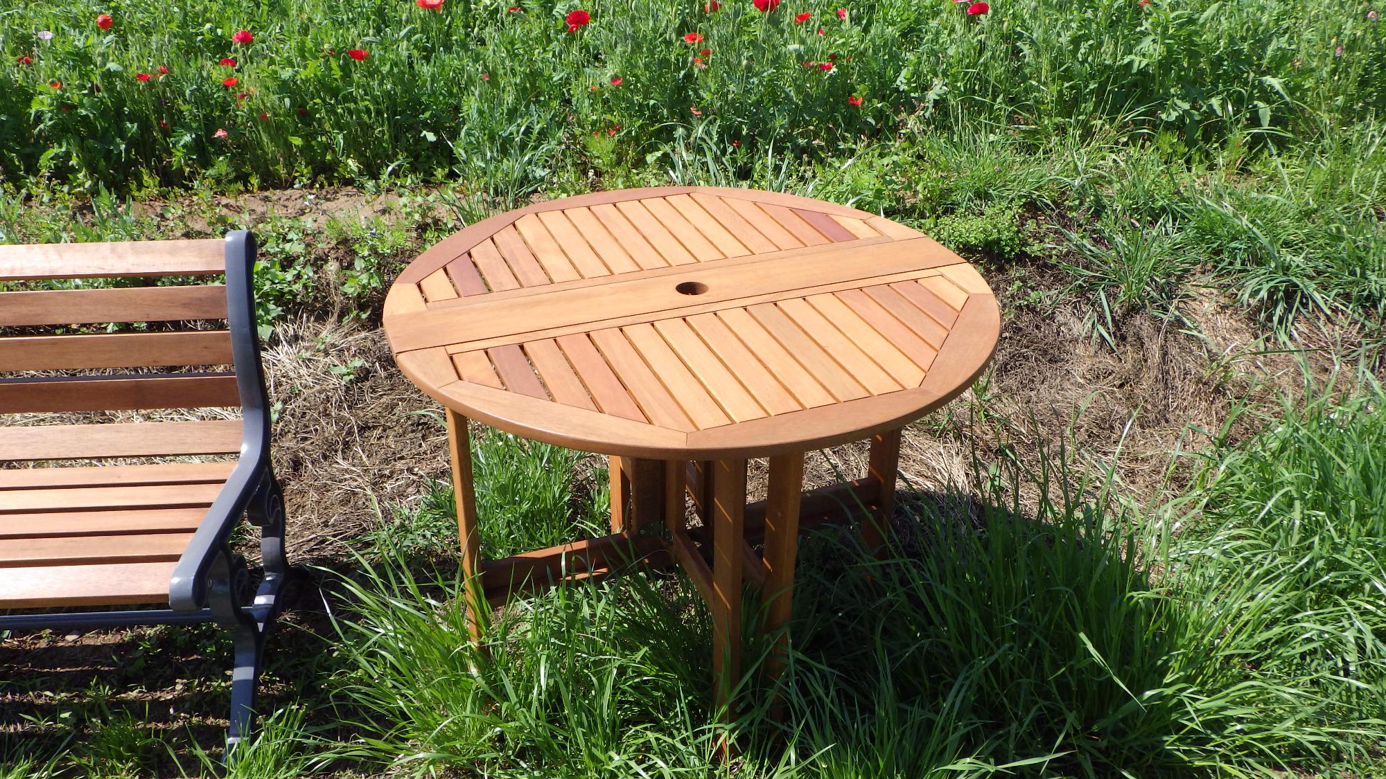 テーブルの写真