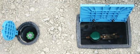 水道メーターボックスと不凍栓