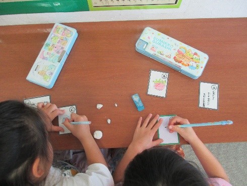 カルタ作成の様子2