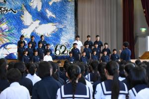 クラス合唱引きの左からの写真