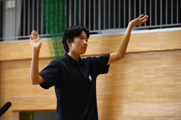 3年生クラス合唱指揮者