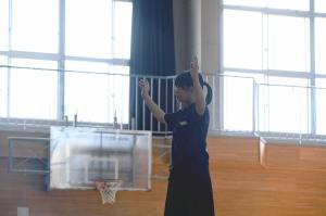 全校合唱指揮者