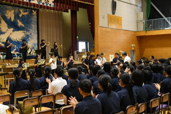 吹奏楽部全体写真