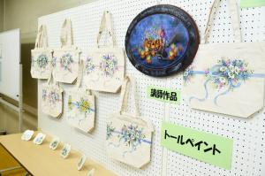 トールペイントが描かれたトートバッグの作品たち