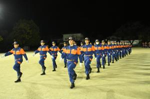 市消防団訓練総見、駆け足