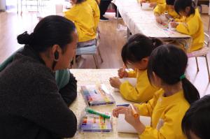 ジュンさんと竜王北保育園児