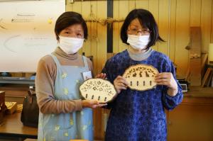 参加者は完成した作品に満足している様子でした