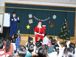 サンタクロースの登場です