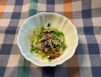 キャベツとほうれん草の塩昆布和えの写真