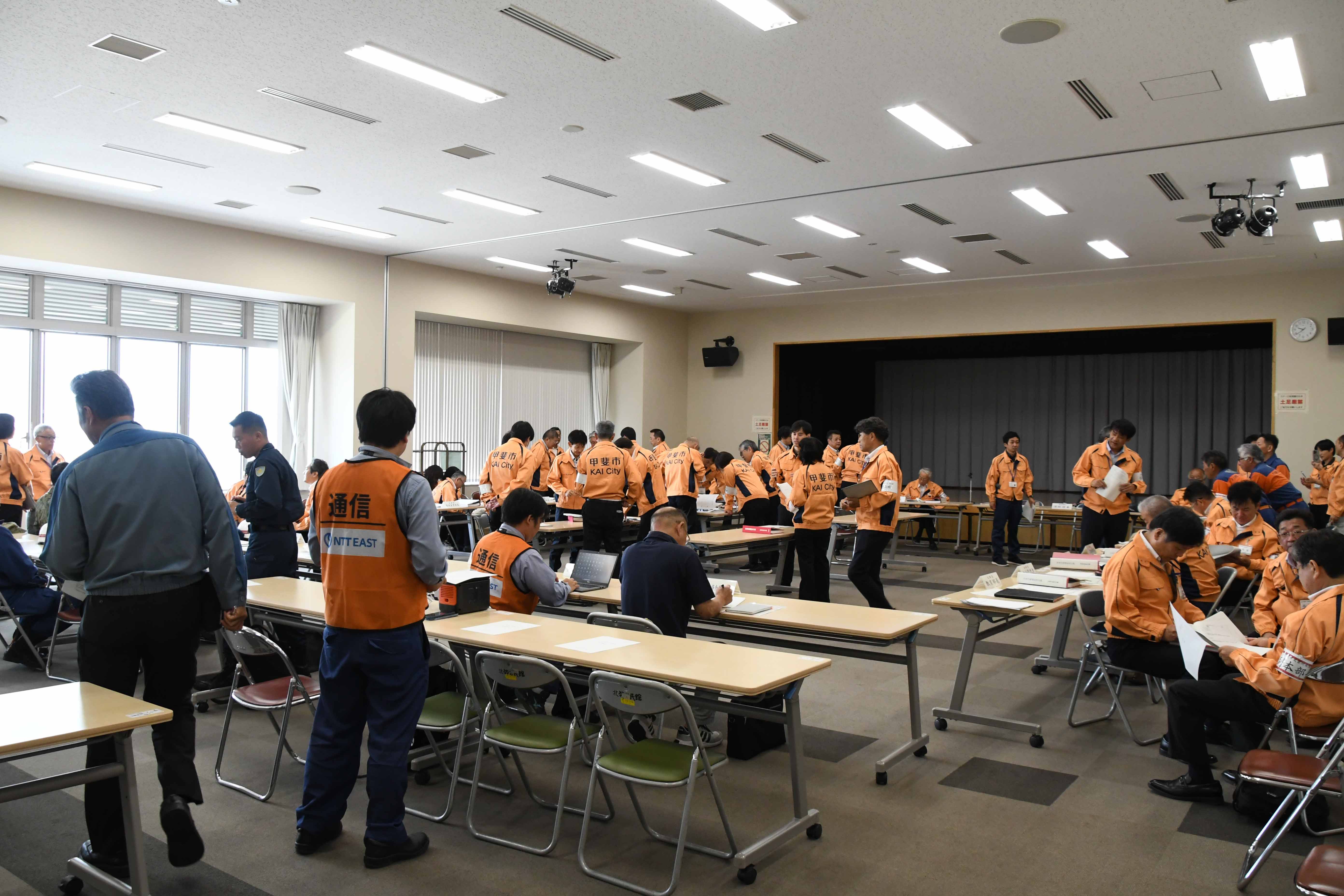 状況付与訓練の様子