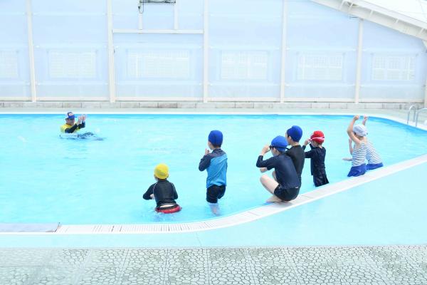 水辺安全教室4無事におぼれた人が助かりました。