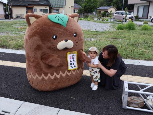 かけつけたやはたいぬ