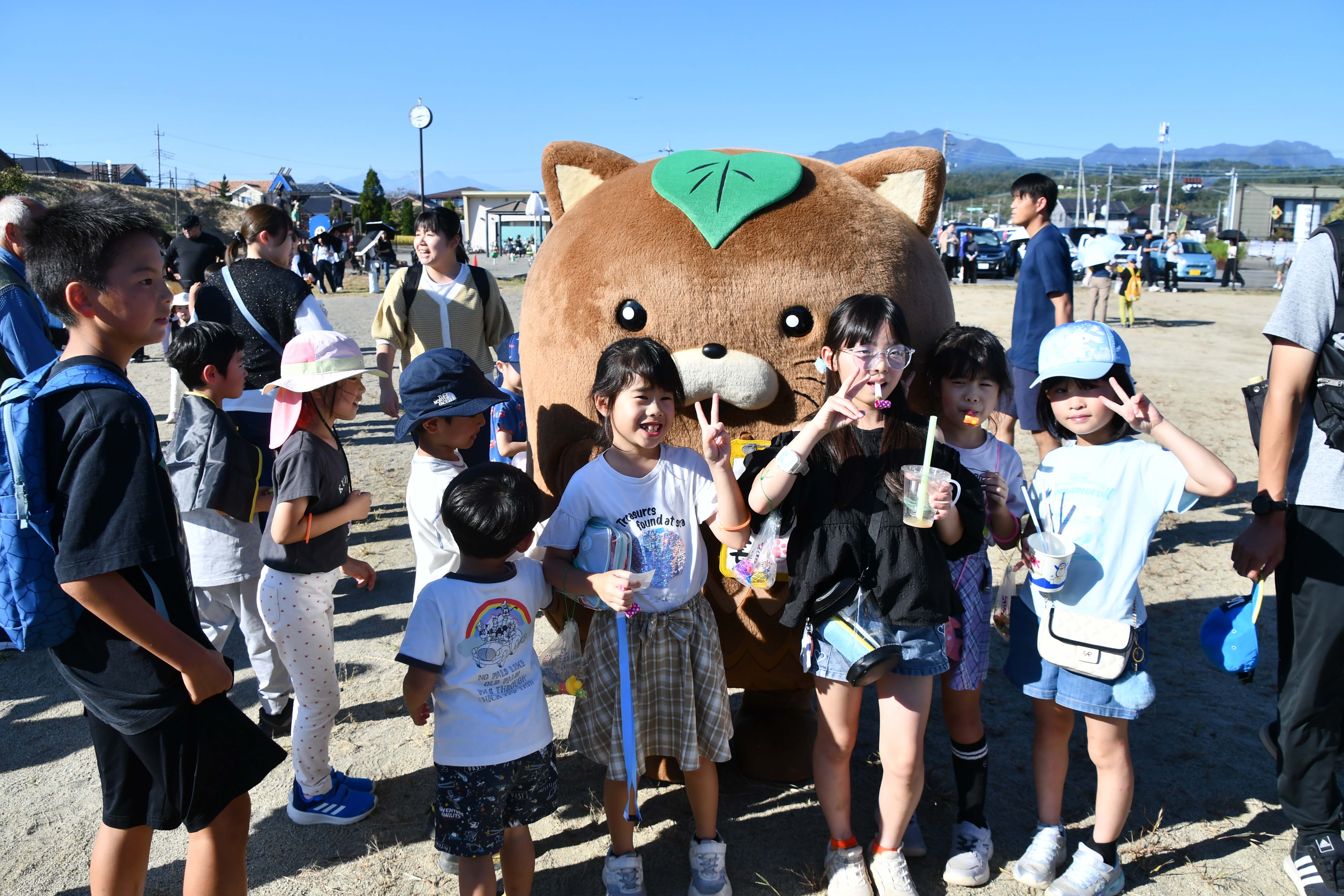 やはたいぬと子どもたち