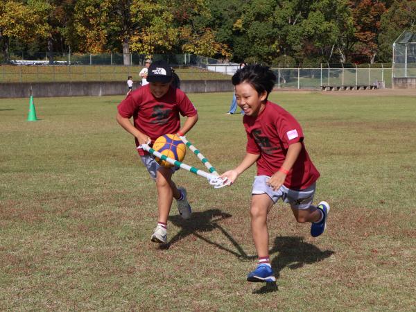 ボール運び競争１