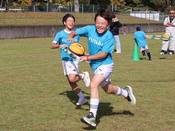 ボール運び競争２