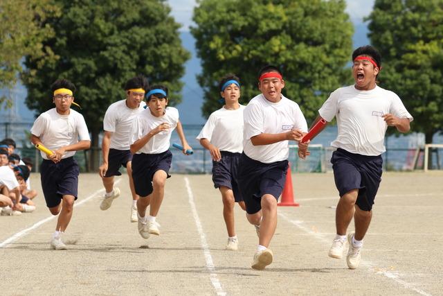 全員リレーしている写真1