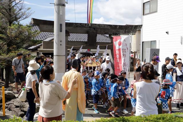 子ども神輿出発写真7